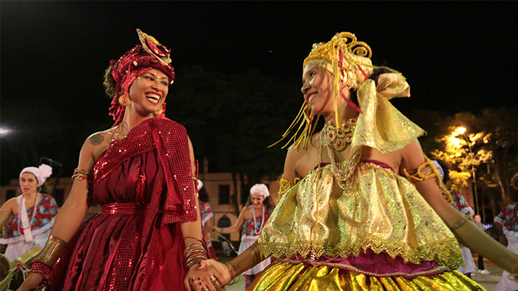 Bloco Afro Ilú Obá De Min se apresenta no dia 25/2