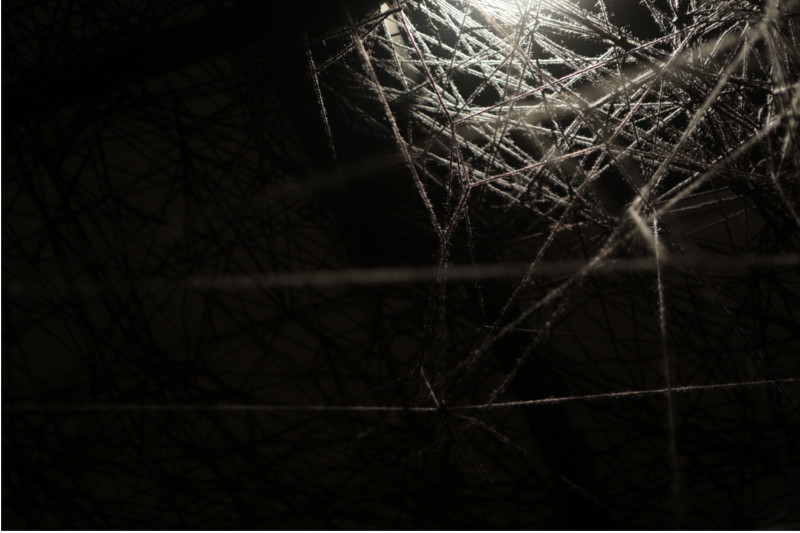 Fotos da exposição Chiharu Shiota - Em Busca do Destino, no Sesc Pinheiros